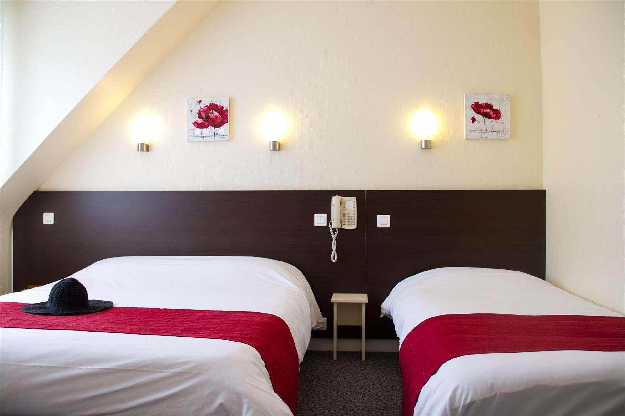 Moka Hotel Lorient Dış mekan fotoğraf
